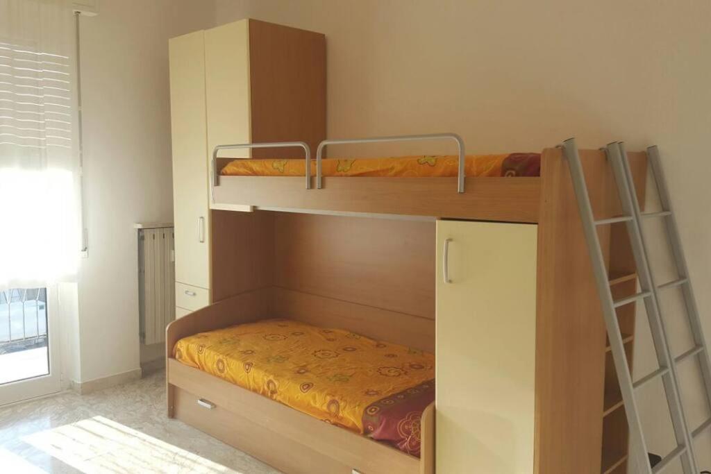 Apartament Albenga Sul Mare Famiglie Ed Amici Fino 10 Posti Zewnętrze zdjęcie