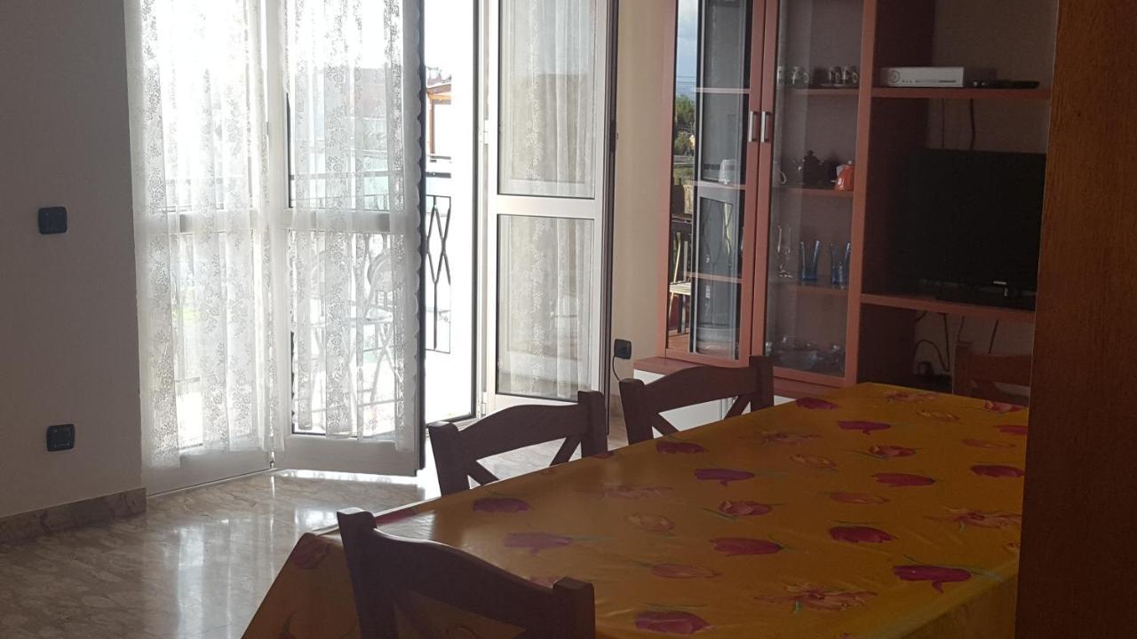 Apartament Albenga Sul Mare Famiglie Ed Amici Fino 10 Posti Zewnętrze zdjęcie